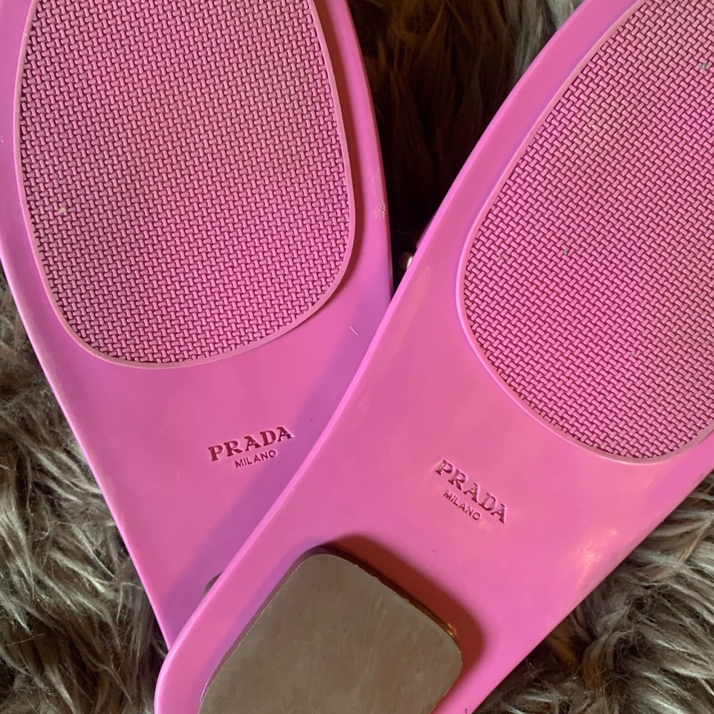 PRADA SLIDES - Picture 2 of 3